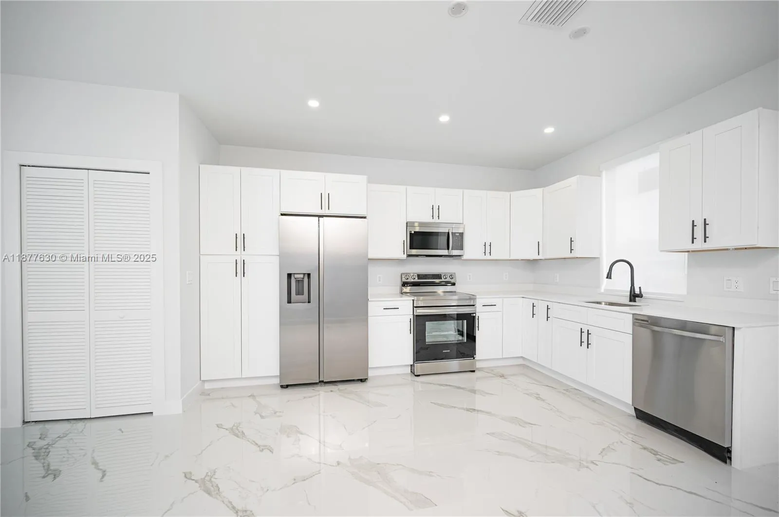 238nw 2nd St 5, Florida City, Florida 33034, Florida City, Florida 33034, 3 Bedrooms Bedrooms, ,3 BathroomsBathrooms,Residential,For Sale,238nw 2nd St 5, Florida City, Florida 33034,A11877630 238nw 2nd St 5, Florida City, Florida 33034, Florida City, Florida 33034, 3 Bedrooms Bedrooms, ,3 BathroomsBathrooms,Residential,For Sale,238nw 2nd St 5, Florida City, Florida 33034,A11877630