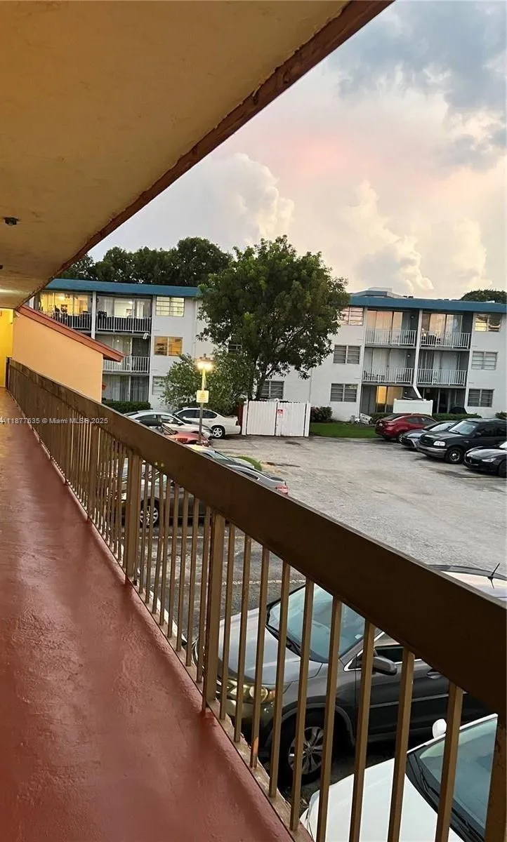 8875 Fontainebleau Blvd 203, Miami, Florida 33172, Miami, Florida 33172, 2 Bedrooms Bedrooms, ,1 BathroomBathrooms,Residential,For Sale,8875 Fontainebleau Blvd 203, Miami, Florida 33172,A11877635