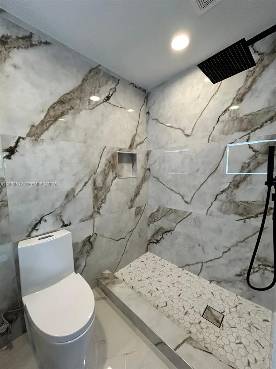 241 Ne 55th St, Oakland Park, Florida 33334, Oakland Park, Florida 33334, 3 Bedrooms Bedrooms, ,2 BathroomsBathrooms,Residential,For Sale,241 Ne 55th St, Oakland Park, Florida 33334,A11868812