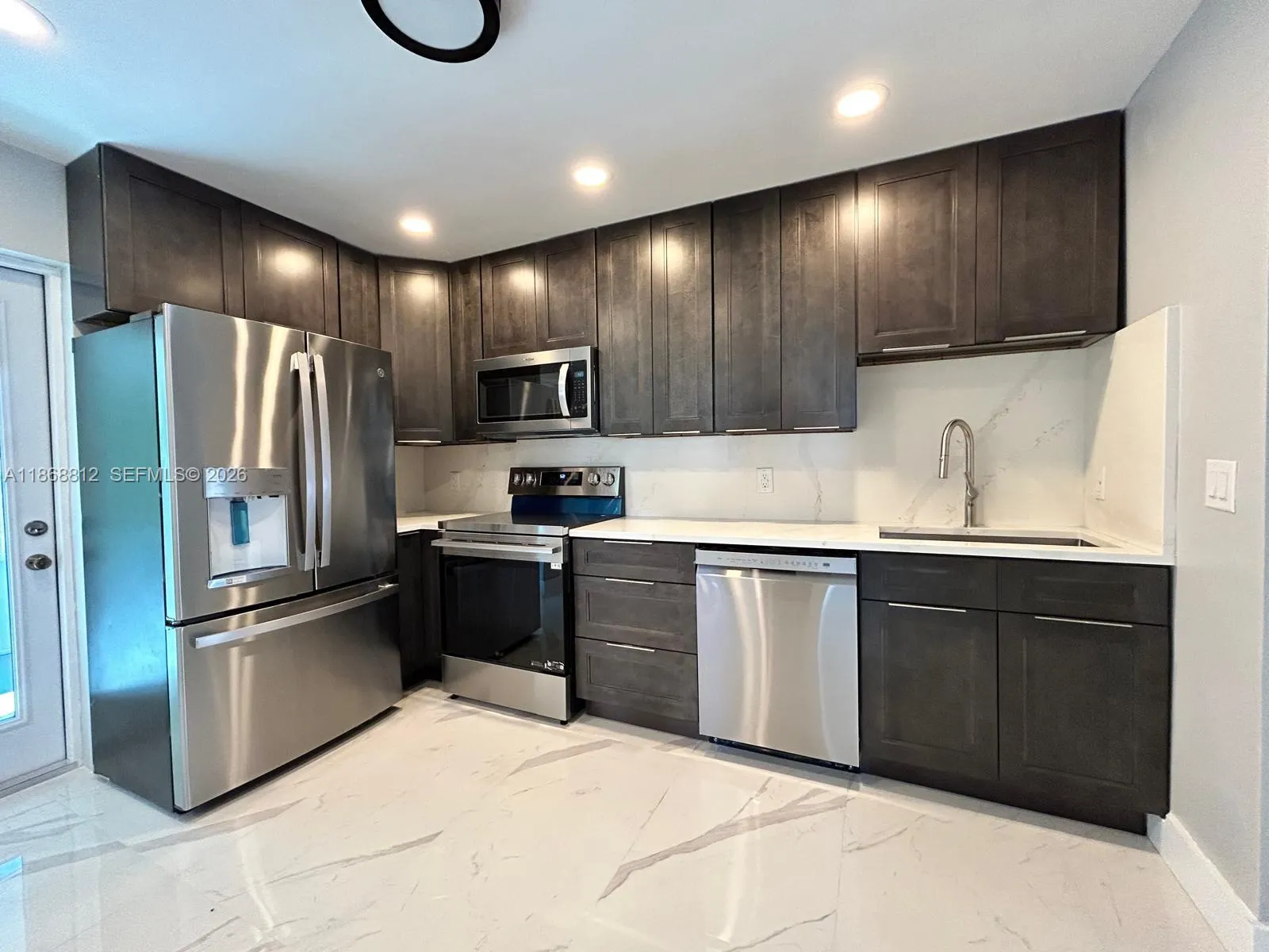 241 Ne 55th St, Oakland Park, Florida 33334, Oakland Park, Florida 33334, 3 Bedrooms Bedrooms, ,2 BathroomsBathrooms,Residential,For Sale,241 Ne 55th St, Oakland Park, Florida 33334,A11868812