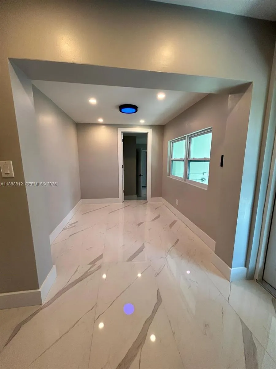 241 Ne 55th St, Oakland Park, Florida 33334, Oakland Park, Florida 33334, 3 Bedrooms Bedrooms, ,2 BathroomsBathrooms,Residential,For Sale,241 Ne 55th St, Oakland Park, Florida 33334,A11868812