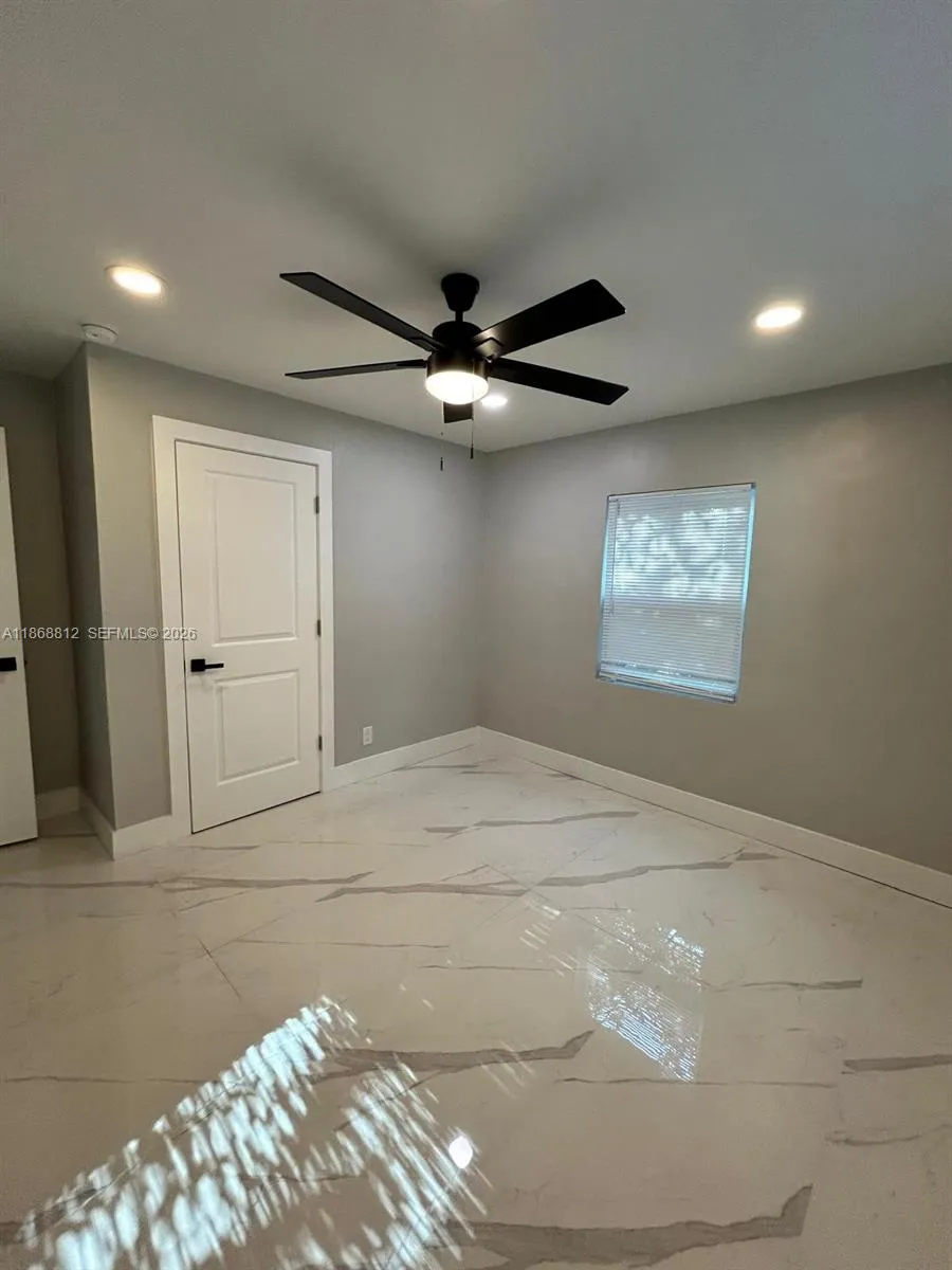 241 Ne 55th St, Oakland Park, Florida 33334, Oakland Park, Florida 33334, 3 Bedrooms Bedrooms, ,2 BathroomsBathrooms,Residential,For Sale,241 Ne 55th St, Oakland Park, Florida 33334,A11868812