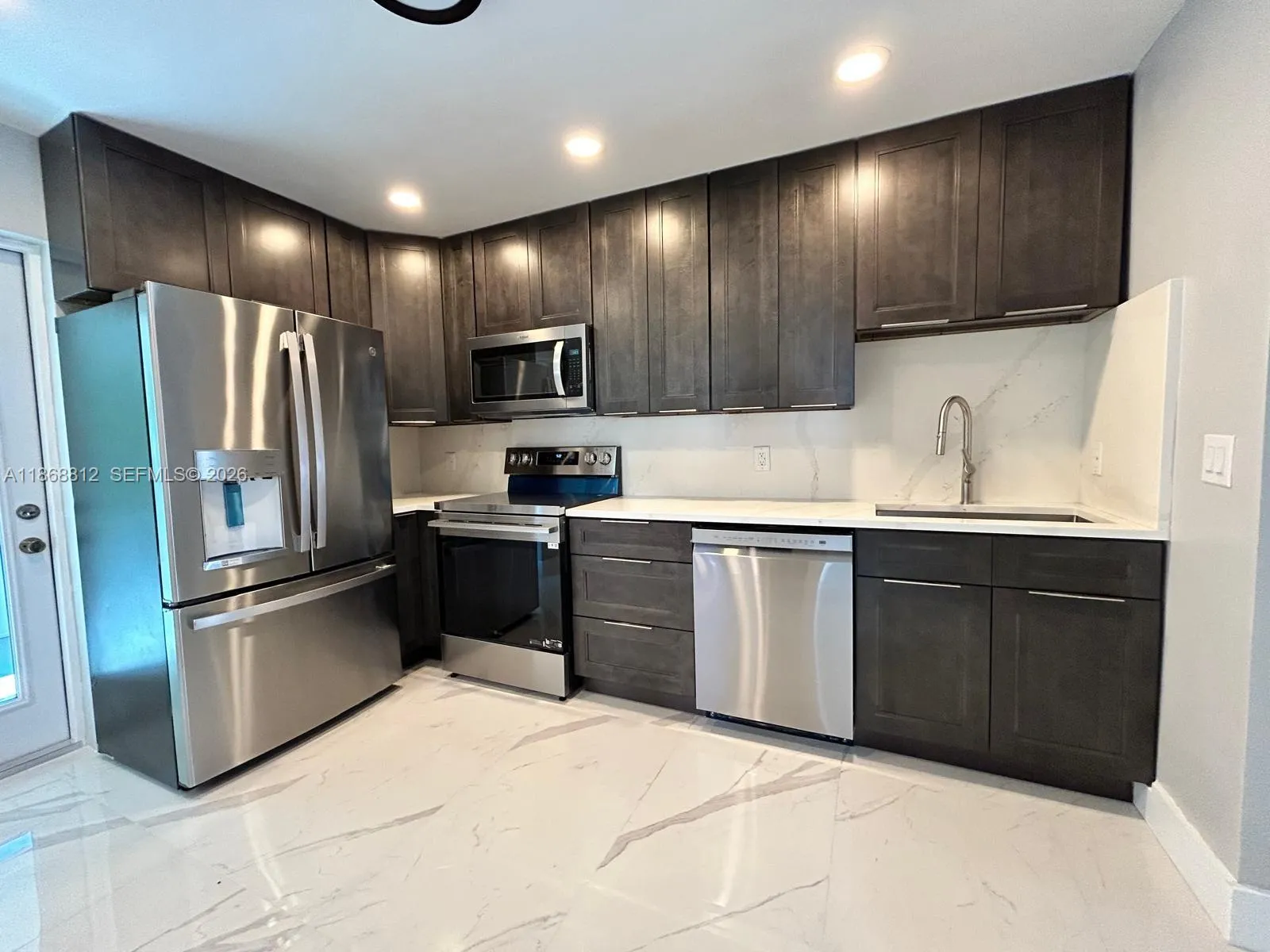241 Ne 55th St, Oakland Park, Florida 33334, Oakland Park, Florida 33334, 3 Bedrooms Bedrooms, ,2 BathroomsBathrooms,Residential,For Sale,241 Ne 55th St, Oakland Park, Florida 33334,A11868812