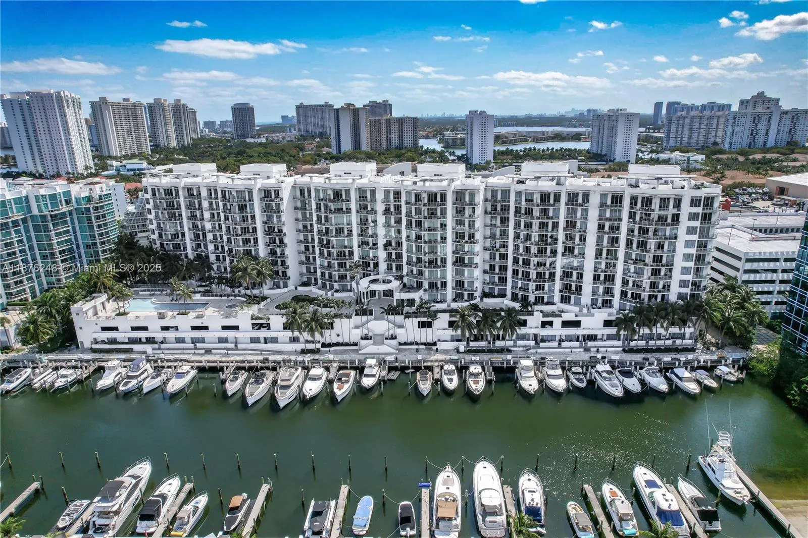 3029 Ne 188th St 625, Aventura, Florida 33180, Aventura, Florida 33180, 3 Bedrooms Bedrooms, ,3 BathroomsBathrooms,Residential,For Sale,3029 Ne 188th St 625, Aventura, Florida 33180,A11876248