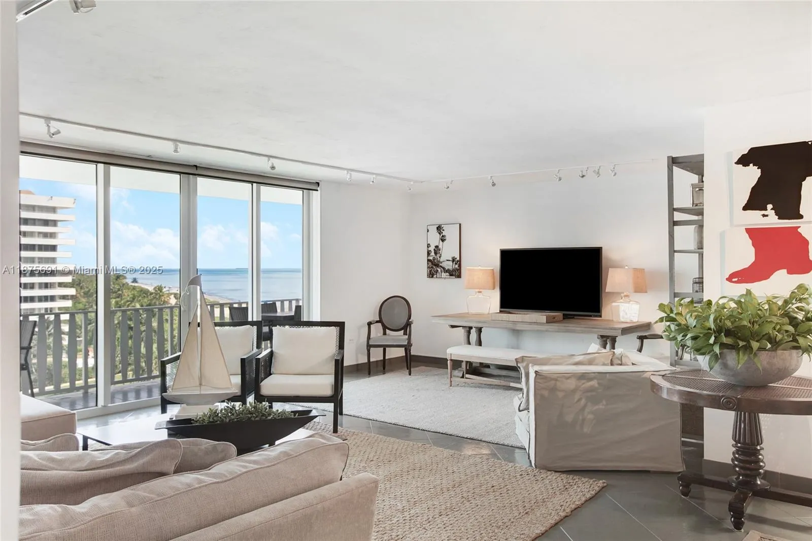 200 Ocean Lane Dr 703, Key Biscayne, Florida 33149, Key Biscayne, Florida 33149, 1 Bedroom Bedrooms, ,1 BathroomBathrooms,Residential,For Sale,200 Ocean Lane Dr 703, Key Biscayne, Florida 33149,A11875691