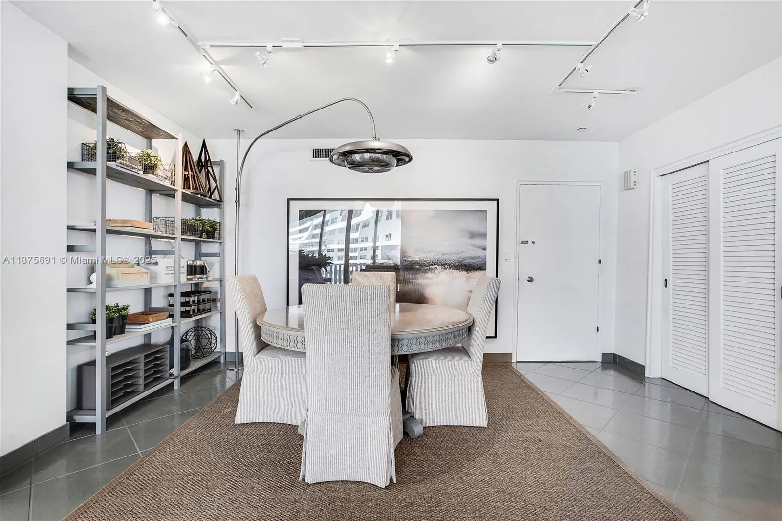 200 Ocean Lane Dr 703, Key Biscayne, Florida 33149, Key Biscayne, Florida 33149, 1 Bedroom Bedrooms, ,1 BathroomBathrooms,Residential,For Sale,200 Ocean Lane Dr 703, Key Biscayne, Florida 33149,A11875691