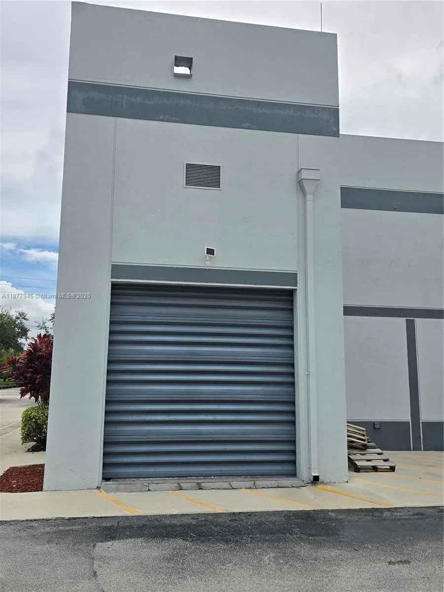 3748 Nw 124th Ave 105, Coral Springs, Florida 3306, Coral Springs, Florida 33065, ,Commercial Lease,For Rent,3748 Nw 124th Ave 105, Coral Springs, Florida 3306,A11877945