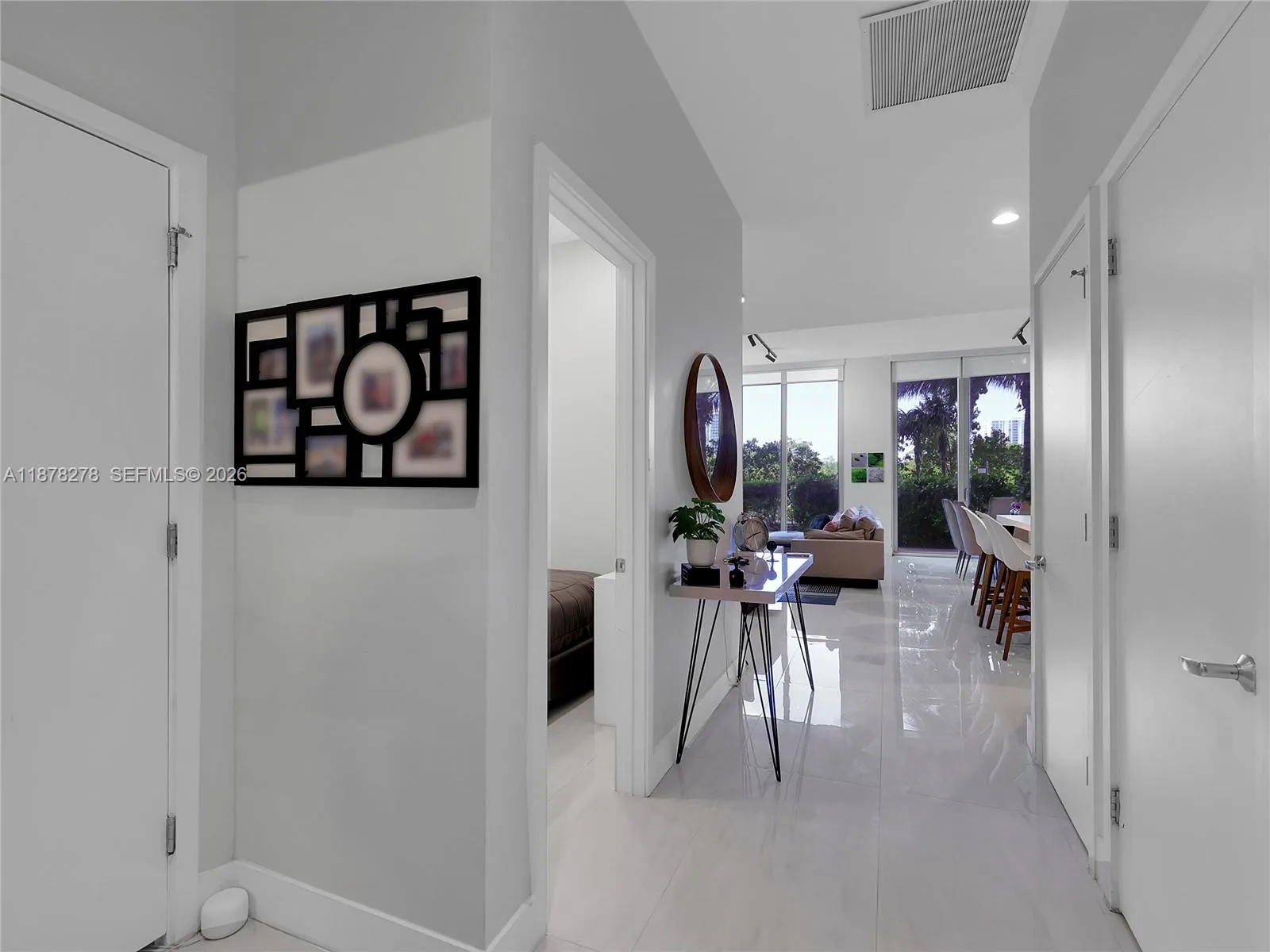 16385 Biscayne Blvd 105, North Miami Beach, Florid, North Miami Beach, Florida 33160, 3 Bedrooms Bedrooms, ,4 BathroomsBathrooms,Residential,For Sale,16385 Biscayne Blvd 105, North Miami Beach, Florid,A11878278