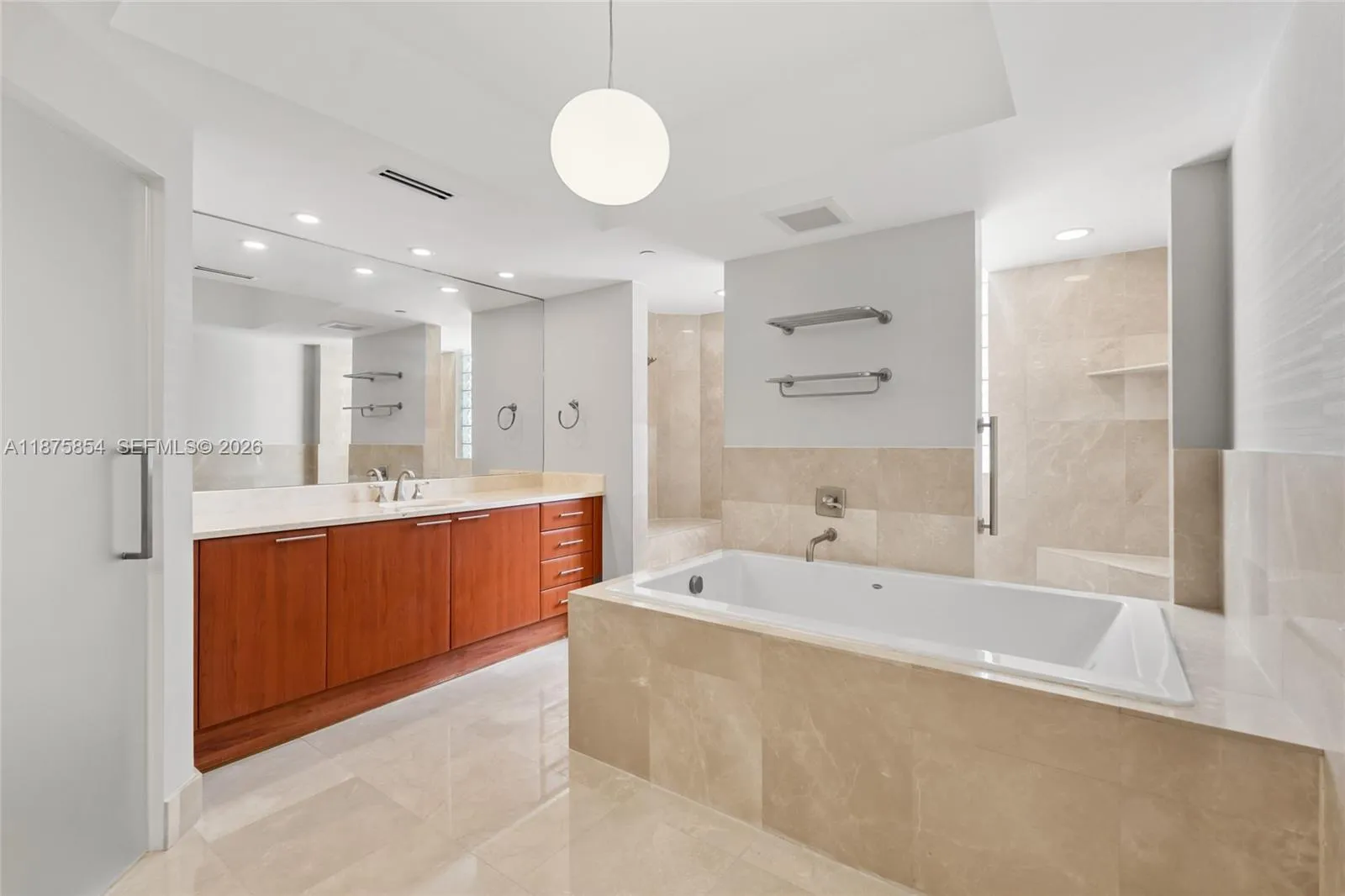 3301 Ne 183rd St 2909, Aventura, Florida 33160, Aventura, Florida 33160, 3 Bedrooms Bedrooms, ,3 BathroomsBathrooms,Residential,For Sale,3301 Ne 183rd St 2909, Aventura, Florida 33160,A11875854