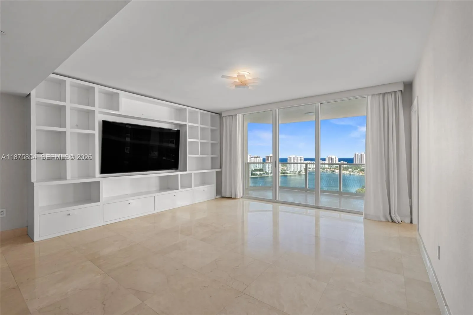 3301 Ne 183rd St 2909, Aventura, Florida 33160, Aventura, Florida 33160, 3 Bedrooms Bedrooms, ,3 BathroomsBathrooms,Residential,For Sale,3301 Ne 183rd St 2909, Aventura, Florida 33160,A11875854