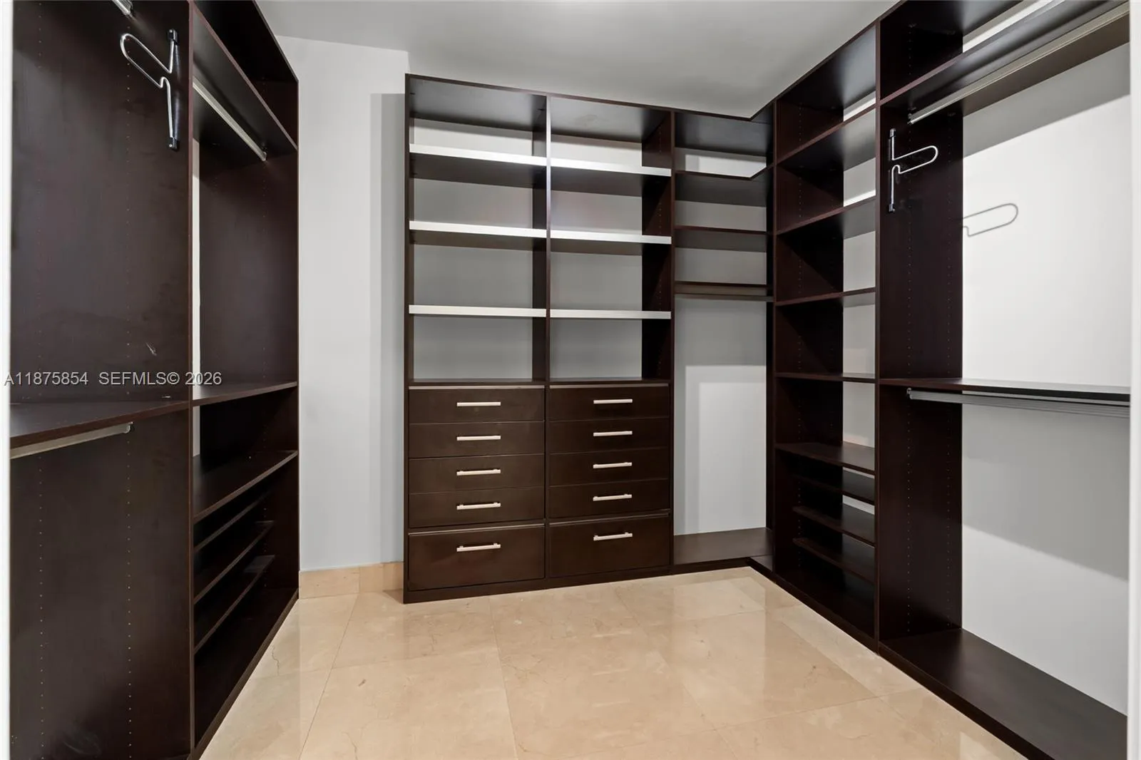 3301 Ne 183rd St 2909, Aventura, Florida 33160, Aventura, Florida 33160, 3 Bedrooms Bedrooms, ,3 BathroomsBathrooms,Residential,For Sale,3301 Ne 183rd St 2909, Aventura, Florida 33160,A11875854