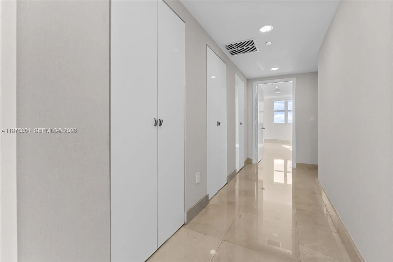 3301 Ne 183rd St 2909, Aventura, Florida 33160, Aventura, Florida 33160, 3 Bedrooms Bedrooms, ,3 BathroomsBathrooms,Residential,For Sale,3301 Ne 183rd St 2909, Aventura, Florida 33160,A11875854