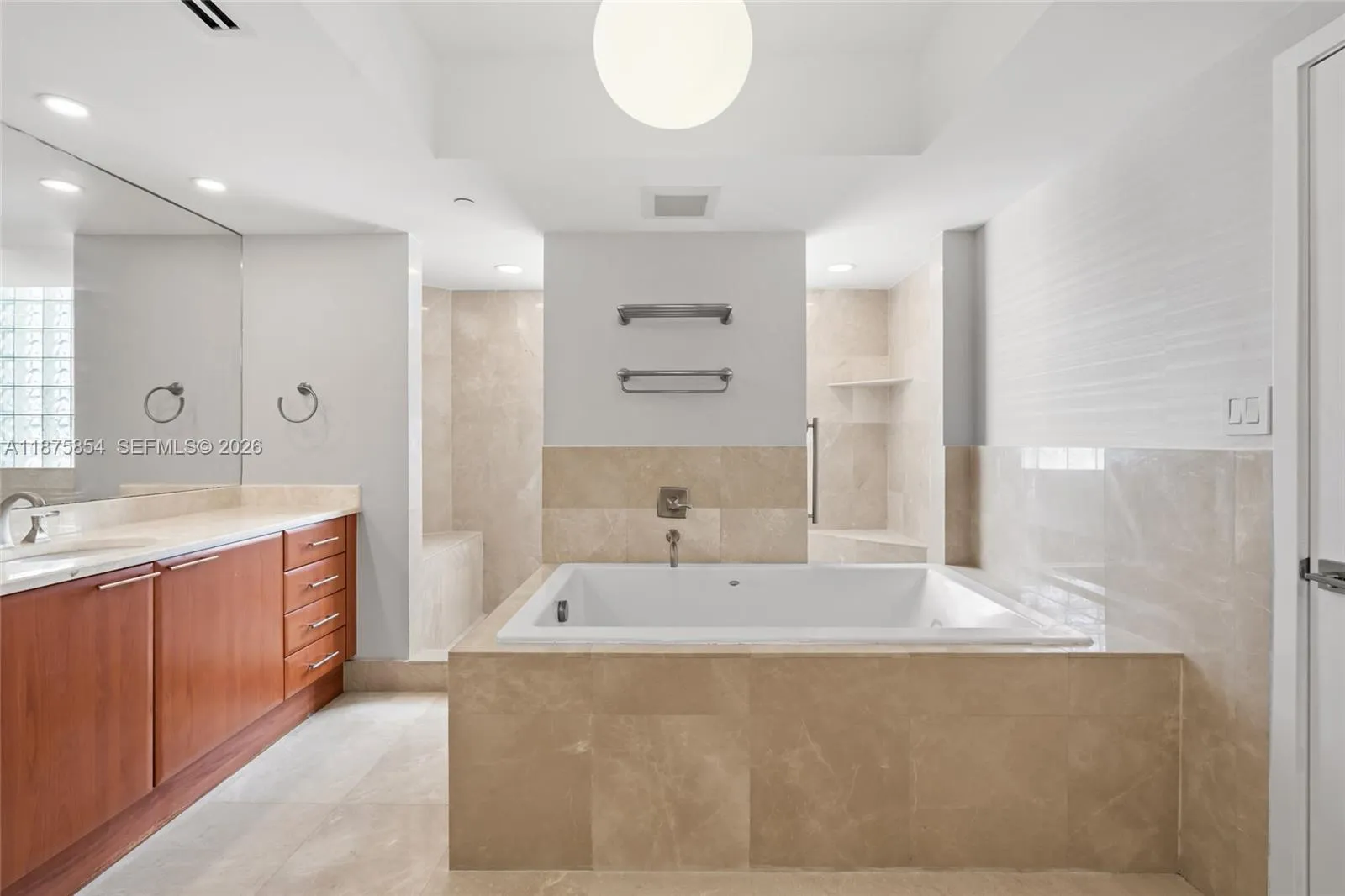 3301 Ne 183rd St 2909, Aventura, Florida 33160, Aventura, Florida 33160, 3 Bedrooms Bedrooms, ,3 BathroomsBathrooms,Residential,For Sale,3301 Ne 183rd St 2909, Aventura, Florida 33160,A11875854