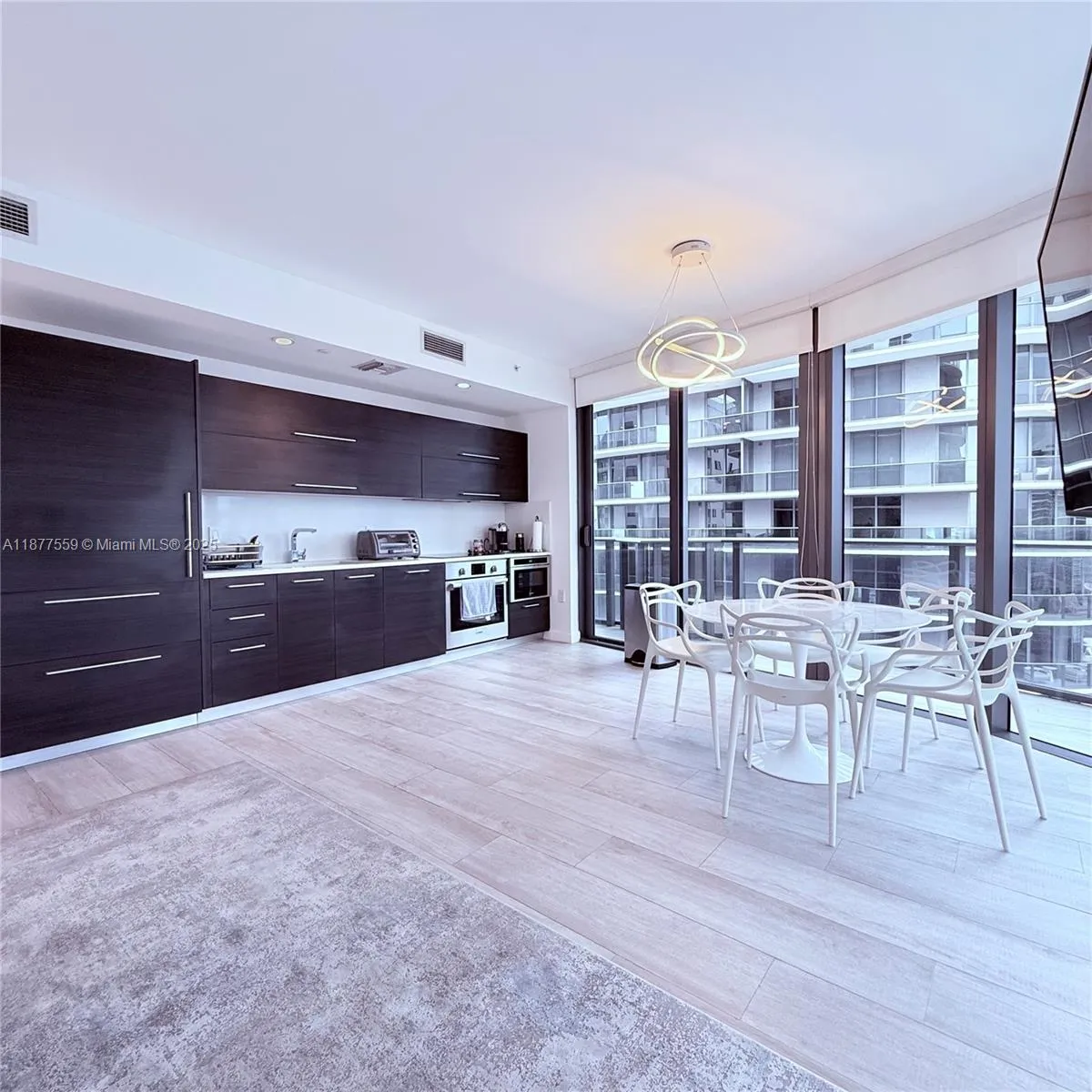 55 Sw 9th St 4003, Miami, Florida 33130, Miami, Florida 33130, 3 Bedrooms Bedrooms, ,3 BathroomsBathrooms,Residential Lease,For Rent,55 Sw 9th St 4003, Miami, Florida 33130,A11877559