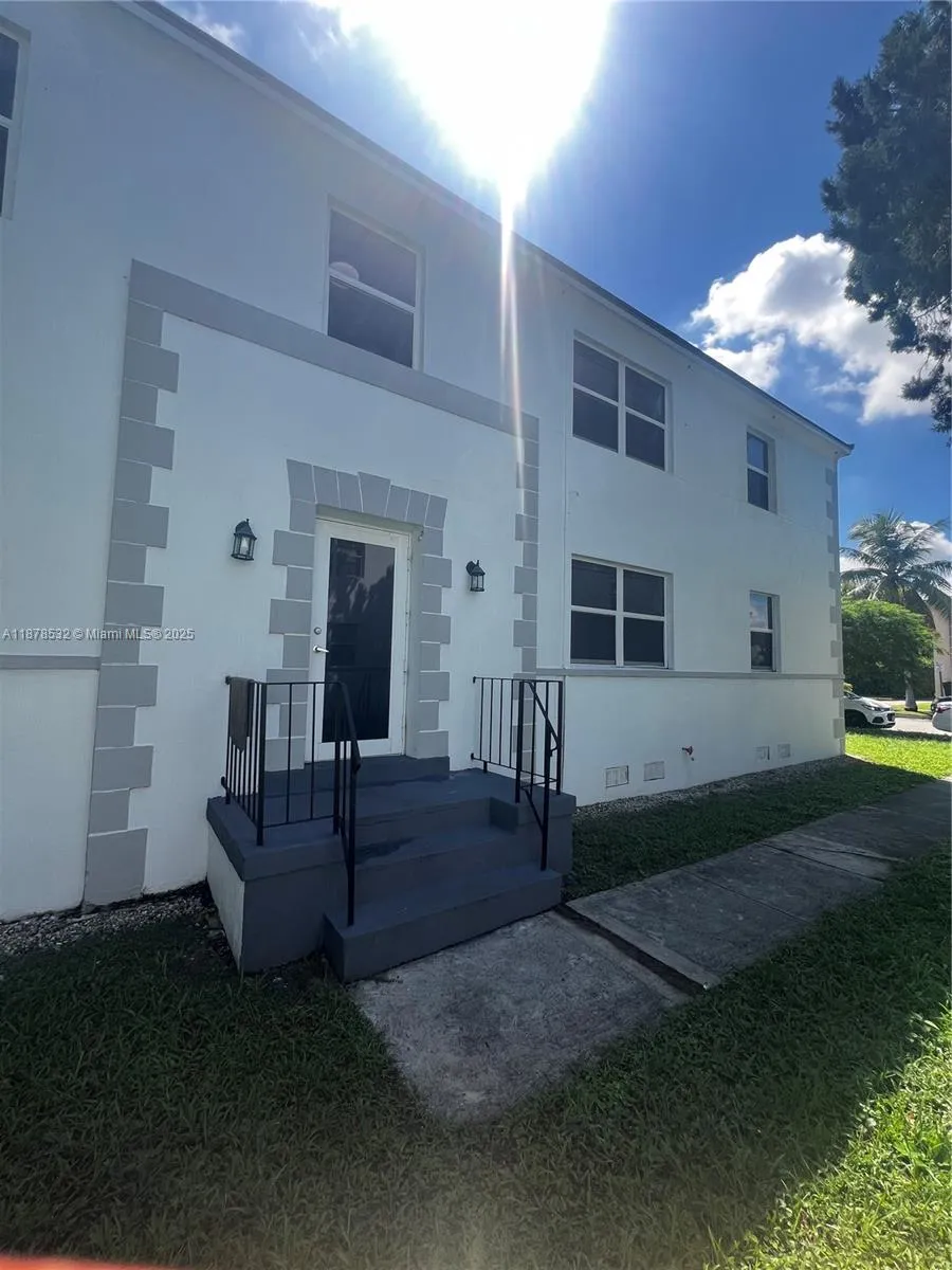 11 Sidonia 1, Coral Gables, Florida 33134, Coral Gables, Florida 33134, 2 Bedrooms Bedrooms, ,1 BathroomBathrooms,Residential Lease,For Rent,11 Sidonia 1, Coral Gables, Florida 33134,A11878532 11 Sidonia 1, Coral Gables, Florida 33134, Coral Gables, Florida 33134, 2 Bedrooms Bedrooms, ,1 BathroomBathrooms,Residential Lease,For Rent,11 Sidonia 1, Coral Gables, Florida 33134,A11878532