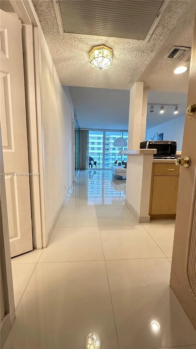 2030 S Ocean Dr 725, Hallandale Beach, Florida 330, Hallandale Beach, Florida 33009, 1 Bedroom Bedrooms, ,1 BathroomBathrooms,Residential Lease,For Rent,2030 S Ocean Dr 725, Hallandale Beach, Florida 330,A11878553