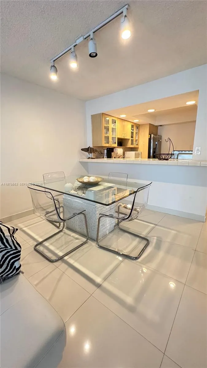 2030 S Ocean Dr 725, Hallandale Beach, Florida 330, Hallandale Beach, Florida 33009, 1 Bedroom Bedrooms, ,1 BathroomBathrooms,Residential Lease,For Rent,2030 S Ocean Dr 725, Hallandale Beach, Florida 330,A11878553