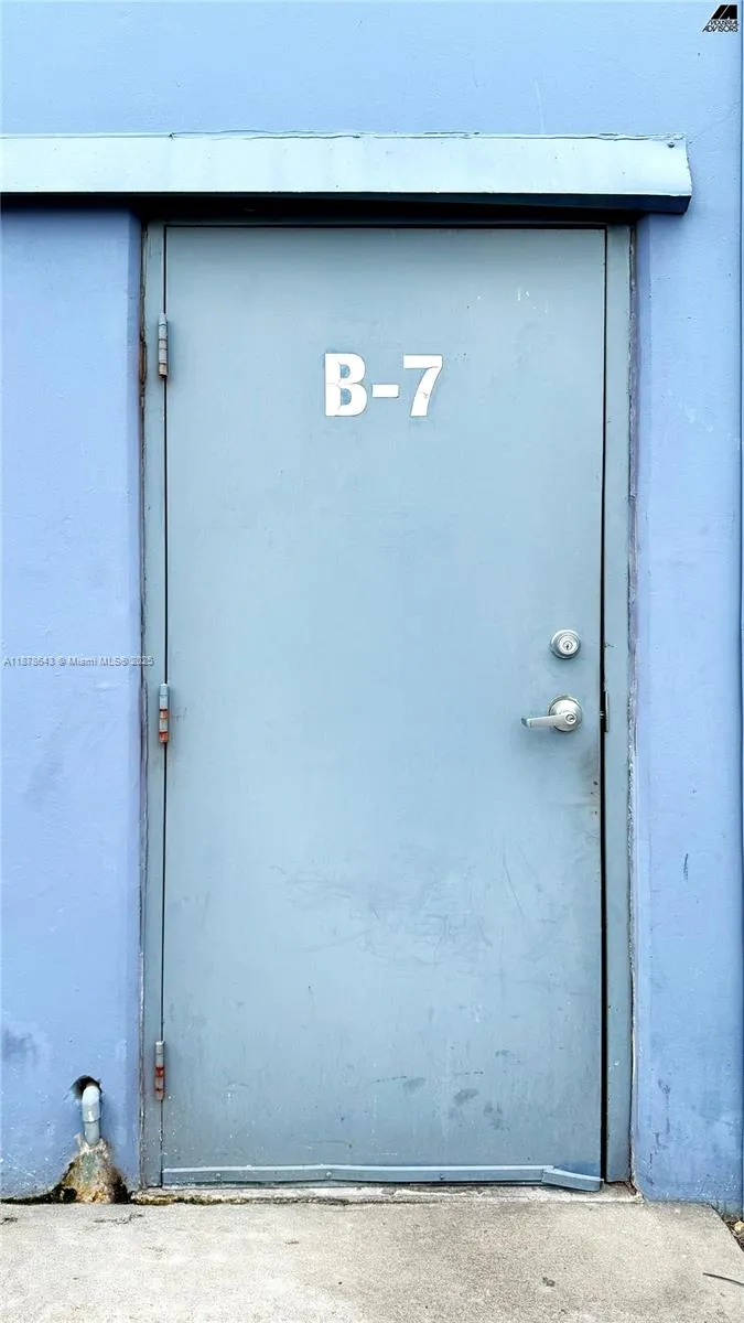 4960 Nw 165th St B7, Miami Gardens, Florida 33014, Miami Gardens, Florida 33014, ,Commercial Sale,For Sale,4960 Nw 165th St B7, Miami Gardens, Florida 33014,A11878643