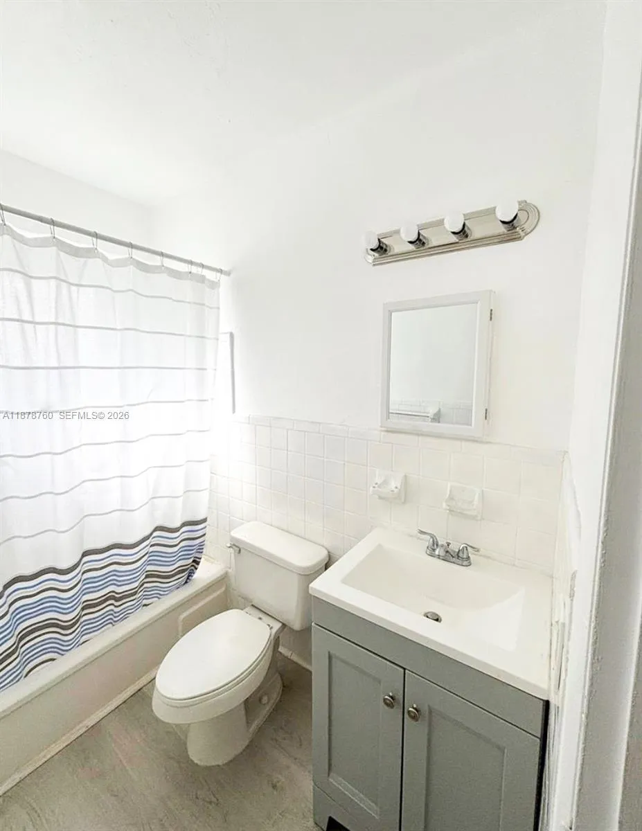 7717 Byron Ave, Miami Beach, Florida 33141, Miami Beach, Florida 33141, ,Commercial Sale,For Sale,7717 Byron Ave, Miami Beach, Florida 33141,A11878760
