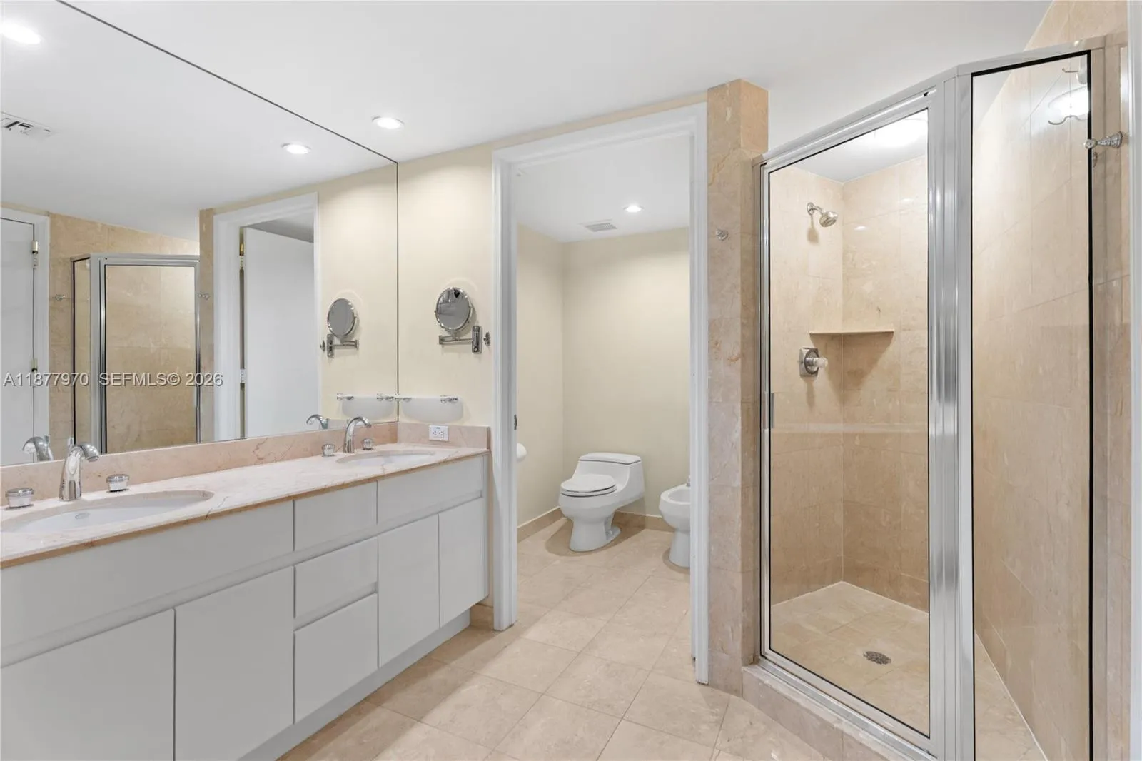 848 Brickell Key Dr 2502, Miami, Florida 33131, Miami, Florida 33131, 2 Bedrooms Bedrooms, ,2 BathroomsBathrooms,Residential,For Sale,848 Brickell Key Dr 2502, Miami, Florida 33131,A11877970