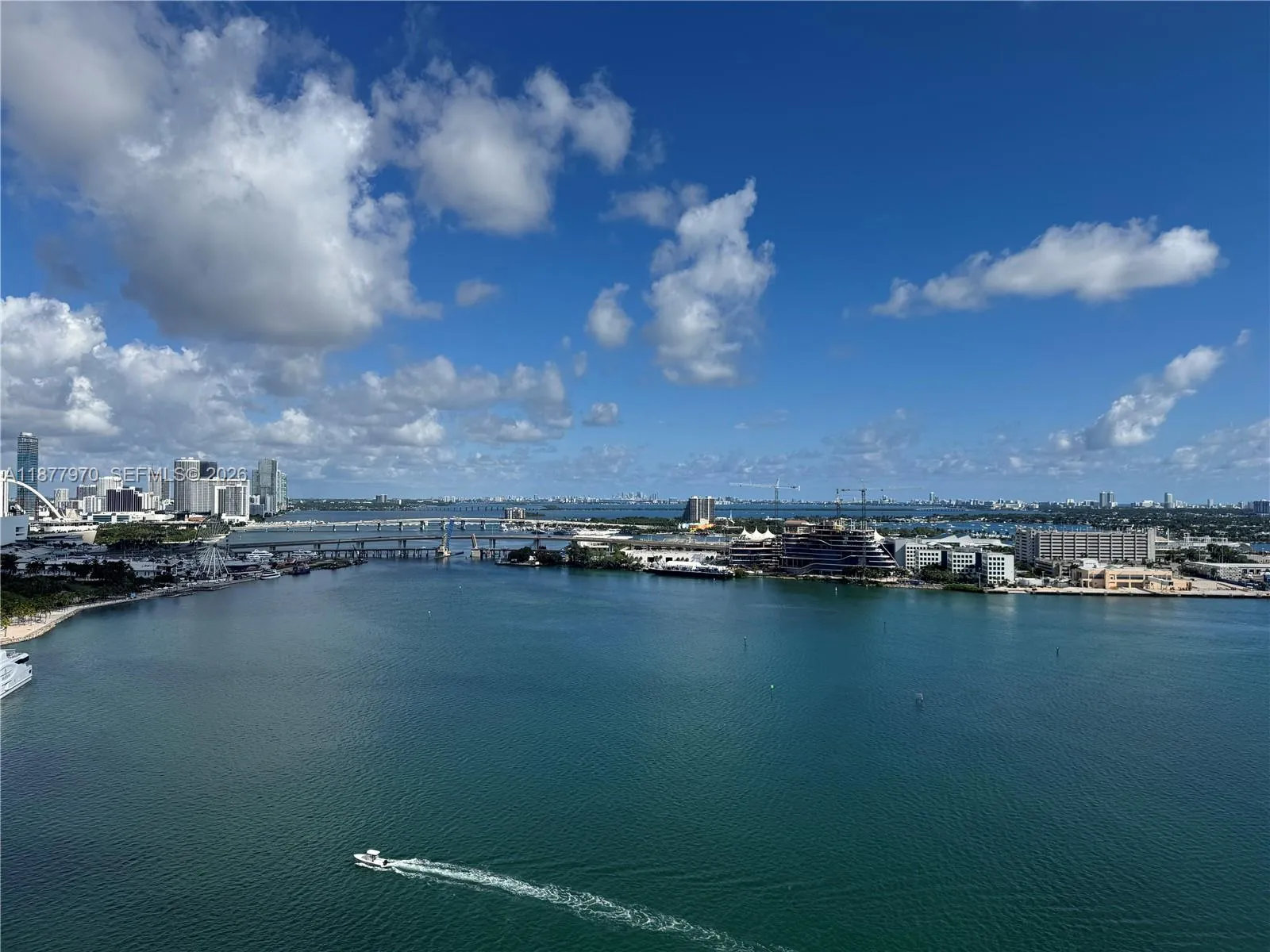 848 Brickell Key Dr 2502, Miami, Florida 33131, Miami, Florida 33131, 2 Bedrooms Bedrooms, ,2 BathroomsBathrooms,Residential,For Sale,848 Brickell Key Dr 2502, Miami, Florida 33131,A11877970