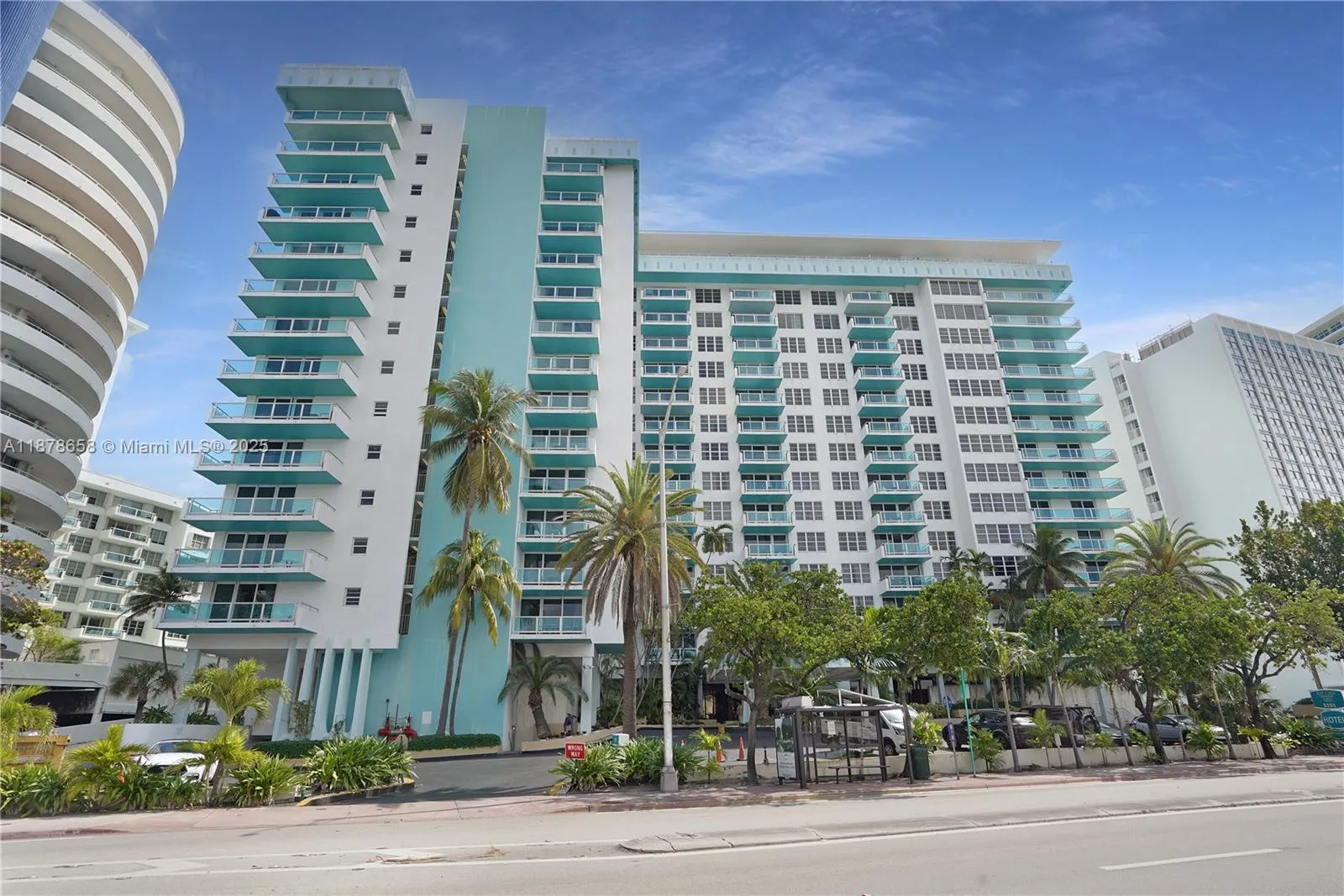 5101 Collins Ave 14a, Miami Beach, Florida 33140, Miami Beach, Florida 33140, 2 Bedrooms Bedrooms, ,2 BathroomsBathrooms,Residential Lease,For Rent,5101 Collins Ave 14a, Miami Beach, Florida 33140,A11878658