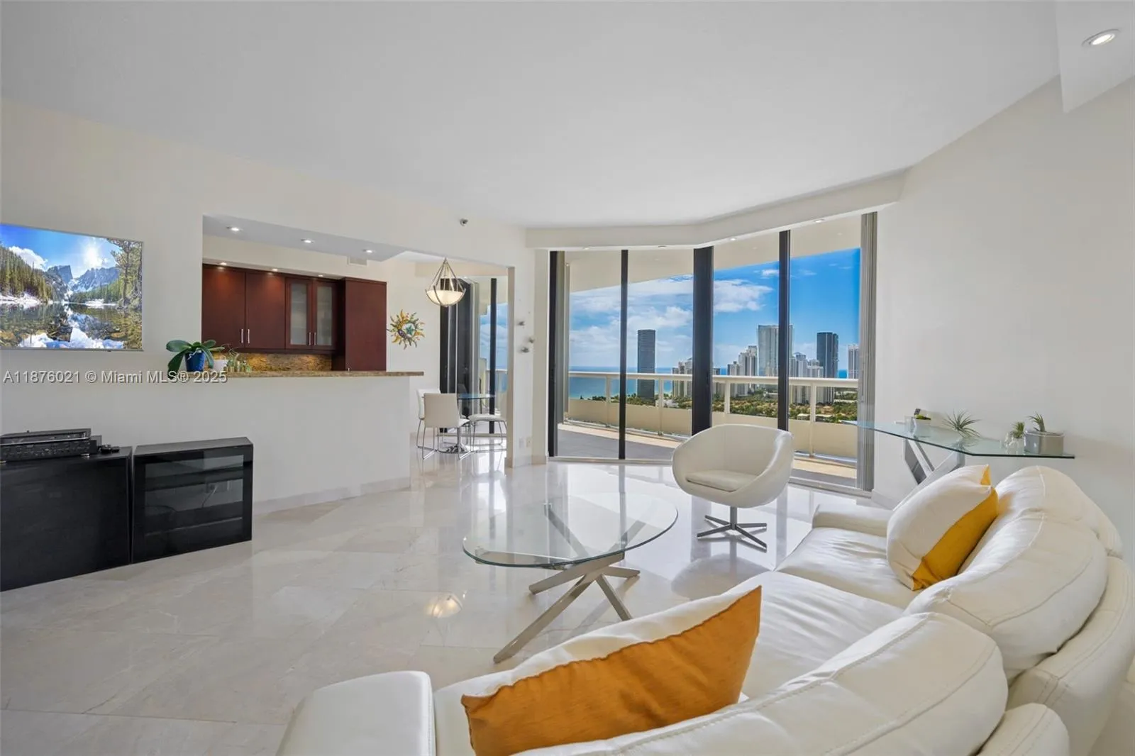 20191 E Country Club Dr Ts8, Aventura, Florida 331, Aventura, Florida 33180, 2 Bedrooms Bedrooms, ,2 BathroomsBathrooms,Residential Lease,For Rent,20191 E Country Club Dr Ts8, Aventura, Florida 331,A11876021