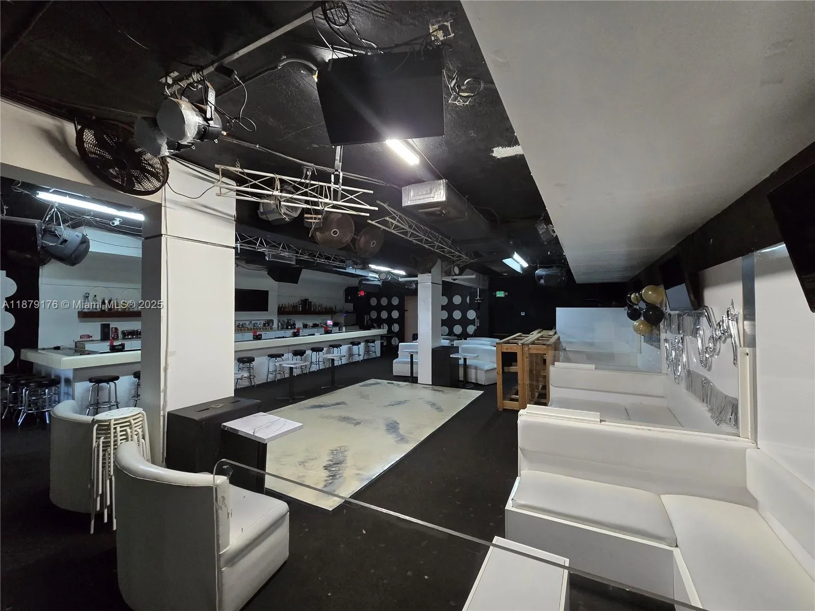 6051 Sw 8th St, Miami, Florida 33144, Miami, Florida 33144, ,Commercial Lease,For Rent,6051 Sw 8th St, Miami, Florida 33144,A11879176