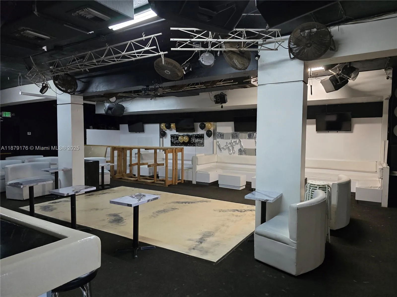 6051 Sw 8th St, Miami, Florida 33144, Miami, Florida 33144, ,Commercial Lease,For Rent,6051 Sw 8th St, Miami, Florida 33144,A11879176