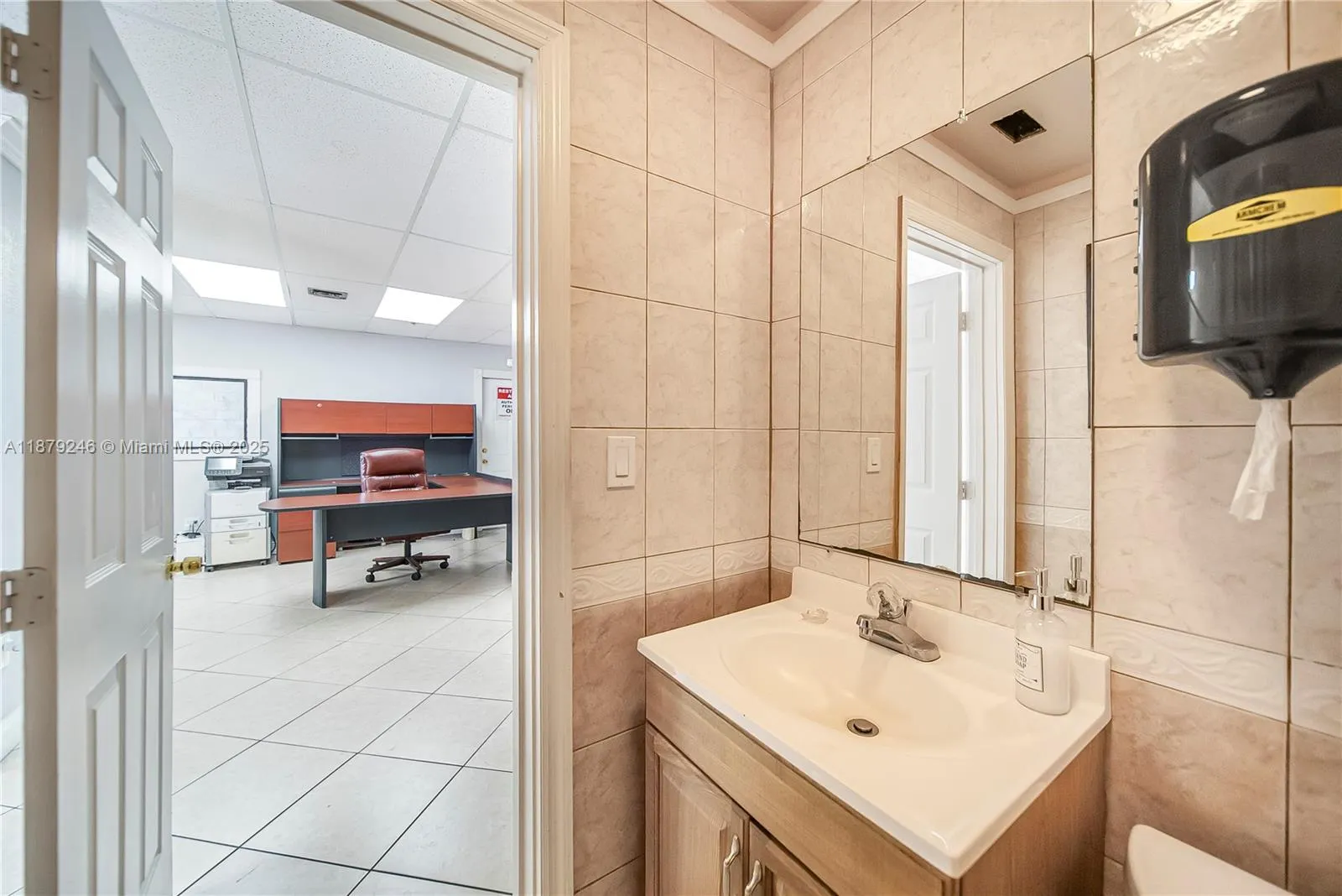 3018 Nw 79th Ave 3018, Doral, Florida 33122, Doral, Florida 33122, ,Commercial Lease,For Rent,3018 Nw 79th Ave 3018, Doral, Florida 33122,A11879246