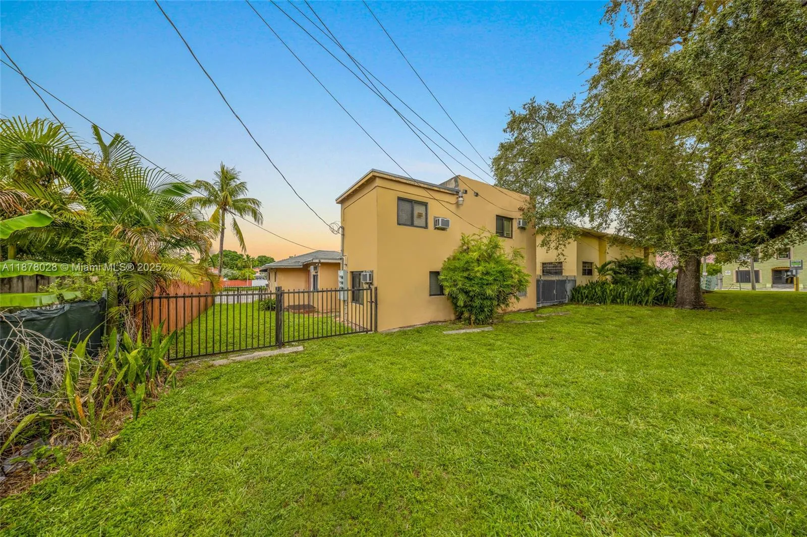 227 Nw 17th Ave, Miami, Florida 33125, Miami, Florida 33125, ,Residential Income,For Sale,227 Nw 17th Ave, Miami, Florida 33125,A11878028