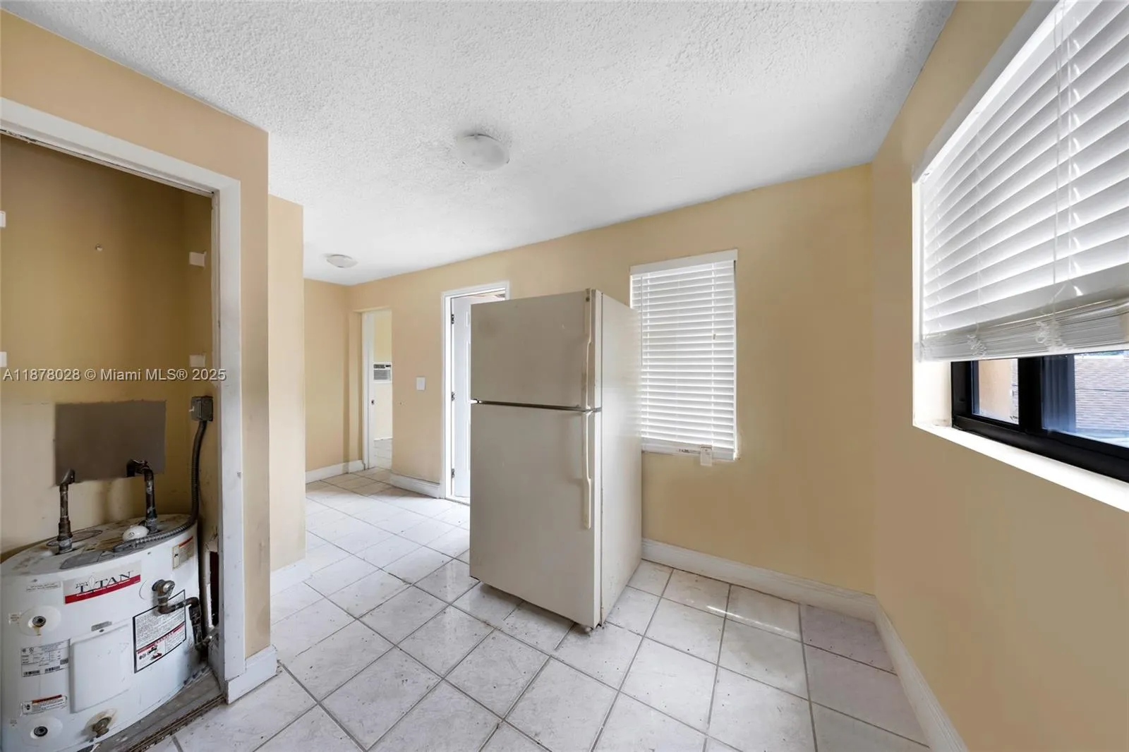 227 Nw 17th Ave, Miami, Florida 33125, Miami, Florida 33125, ,Residential Income,For Sale,227 Nw 17th Ave, Miami, Florida 33125,A11878028