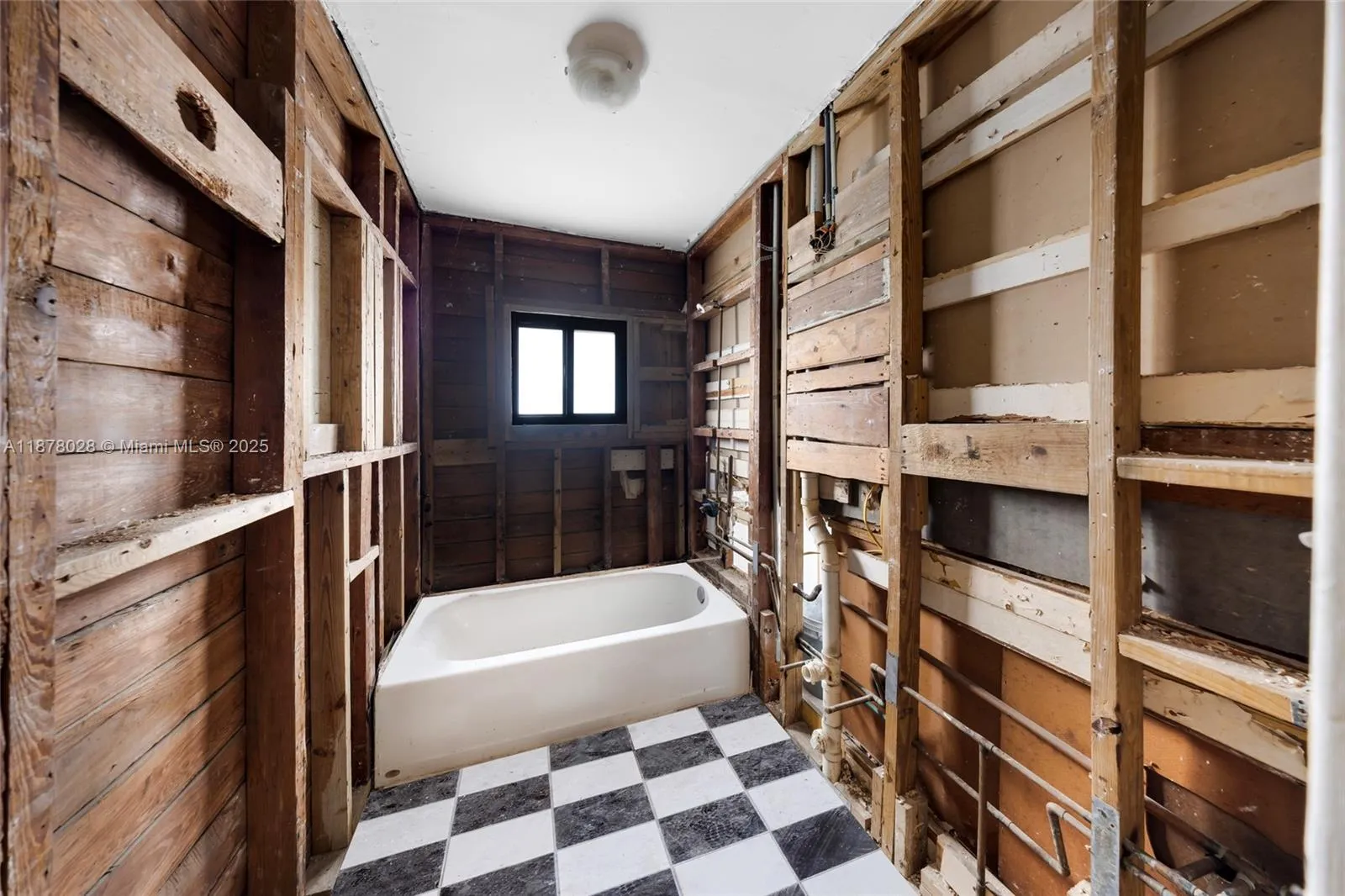 227 Nw 17th Ave, Miami, Florida 33125, Miami, Florida 33125, ,Residential Income,For Sale,227 Nw 17th Ave, Miami, Florida 33125,A11878028