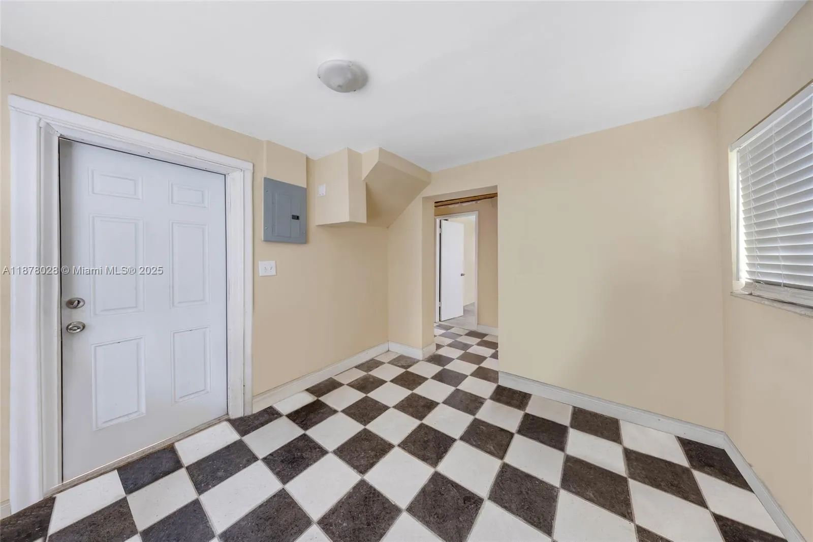 227 Nw 17th Ave, Miami, Florida 33125, Miami, Florida 33125, ,Residential Income,For Sale,227 Nw 17th Ave, Miami, Florida 33125,A11878028