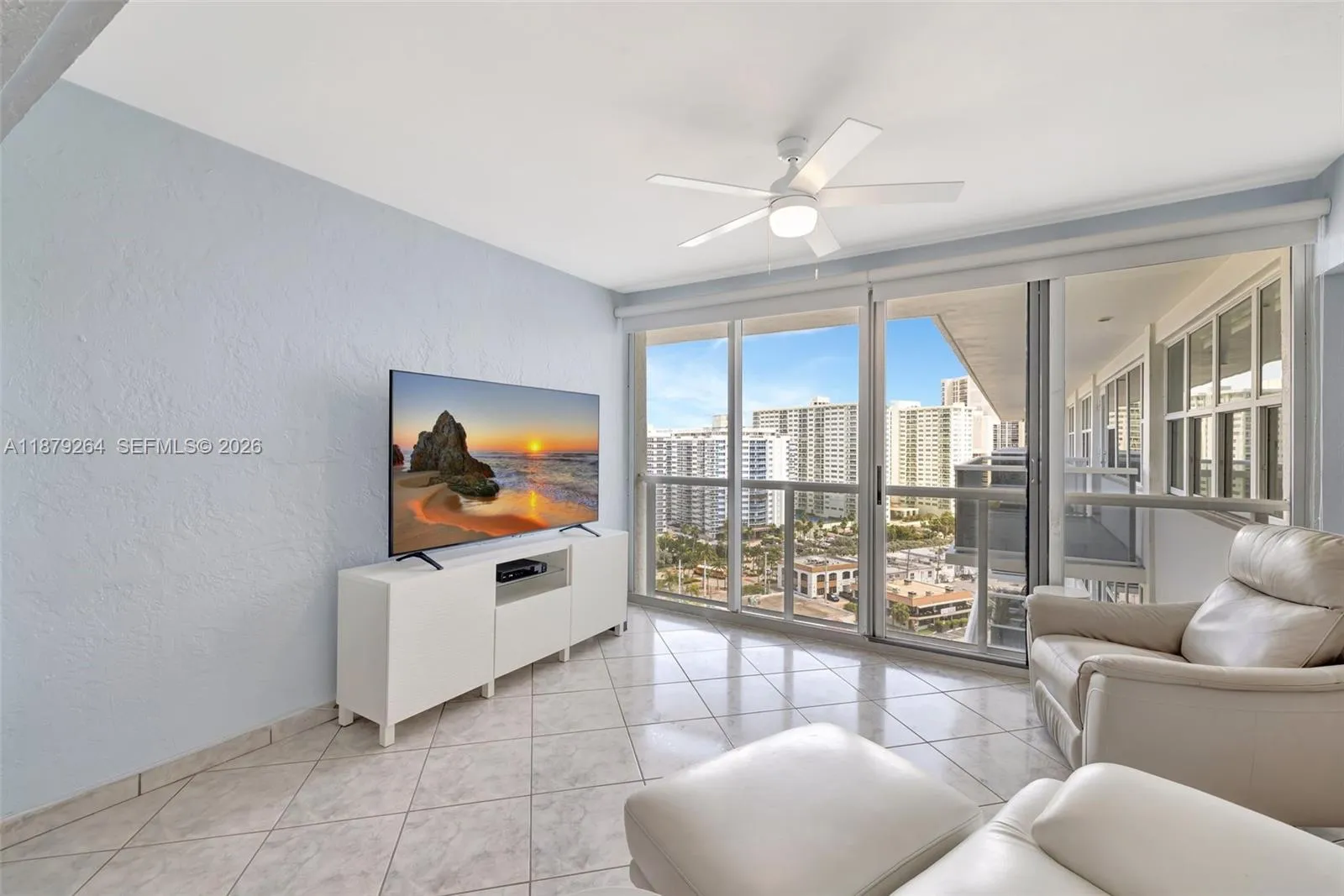3300 Ne 36th St 1712, Fort Lauderdale, Florida 333, Fort Lauderdale, Florida 33308, 2 Bedrooms Bedrooms, ,2 BathroomsBathrooms,Residential,For Sale,3300 Ne 36th St 1712, Fort Lauderdale, Florida 333,A11879264