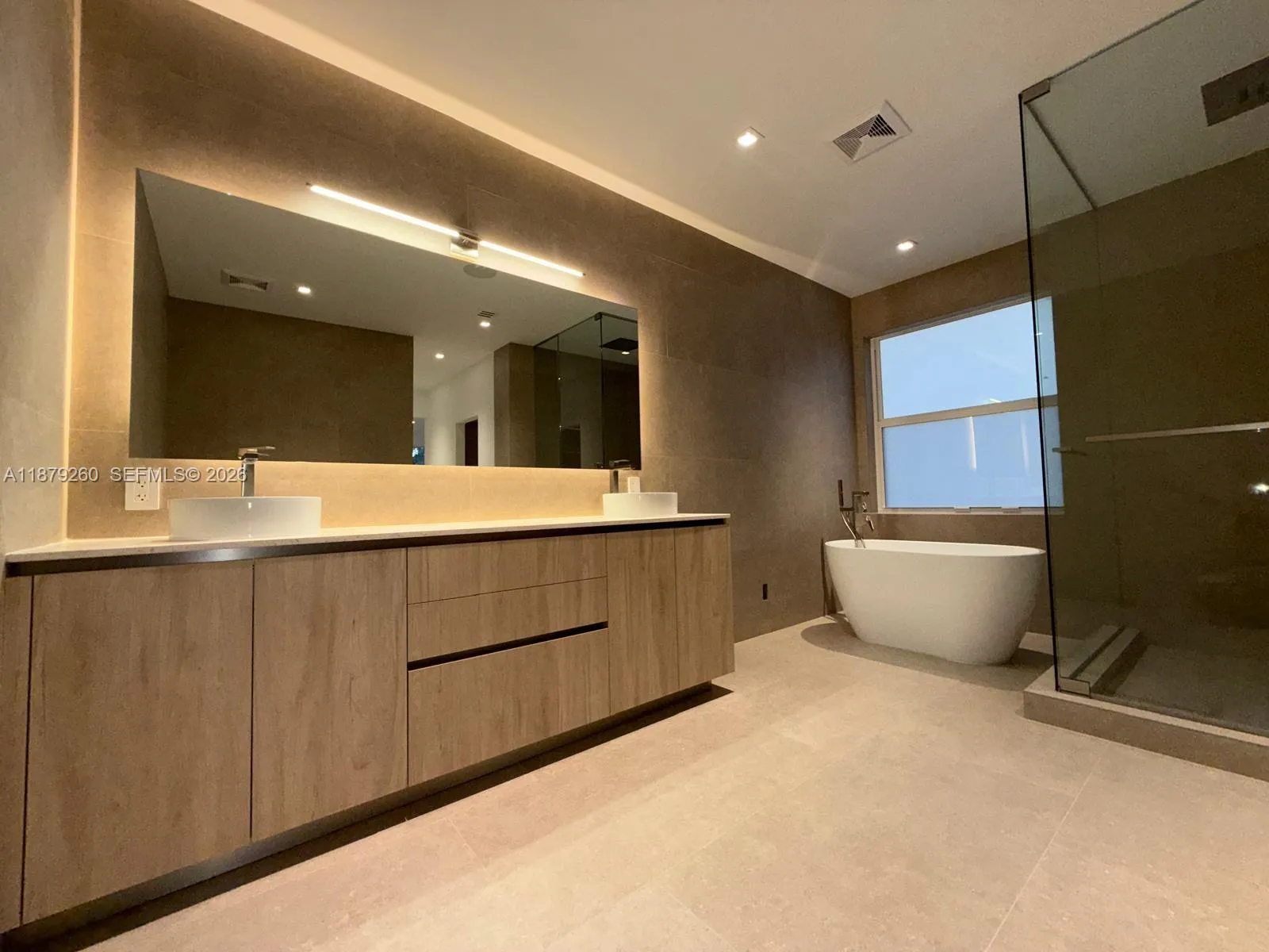 5371 Sw 32nd Ter 0, Hollywood, Florida 33023, Hollywood, Florida 33023, 5 Bedrooms Bedrooms, ,4 BathroomsBathrooms,Residential Lease,For Rent,5371 Sw 32nd Ter 0, Hollywood, Florida 33023,A11879260