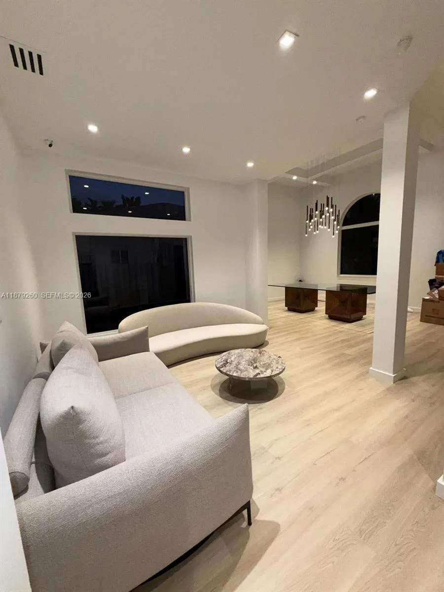 5371 Sw 32nd Ter 0, Hollywood, Florida 33023, Hollywood, Florida 33023, 5 Bedrooms Bedrooms, ,4 BathroomsBathrooms,Residential Lease,For Rent,5371 Sw 32nd Ter 0, Hollywood, Florida 33023,A11879260