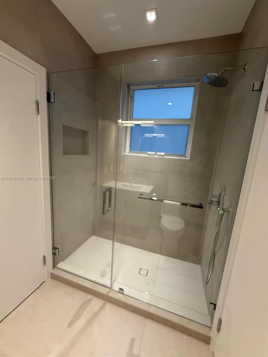 5371 Sw 32nd Ter 0, Hollywood, Florida 33023, Hollywood, Florida 33023, 5 Bedrooms Bedrooms, ,4 BathroomsBathrooms,Residential Lease,For Rent,5371 Sw 32nd Ter 0, Hollywood, Florida 33023,A11879260