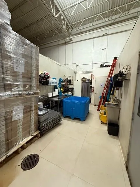2601 Sw 31st Ave, Hallandale Beach, Florida 33009, Hallandale Beach, Florida 33009, ,Commercial Lease,For Rent,2601 Sw 31st Ave, Hallandale Beach, Florida 33009,A11879778