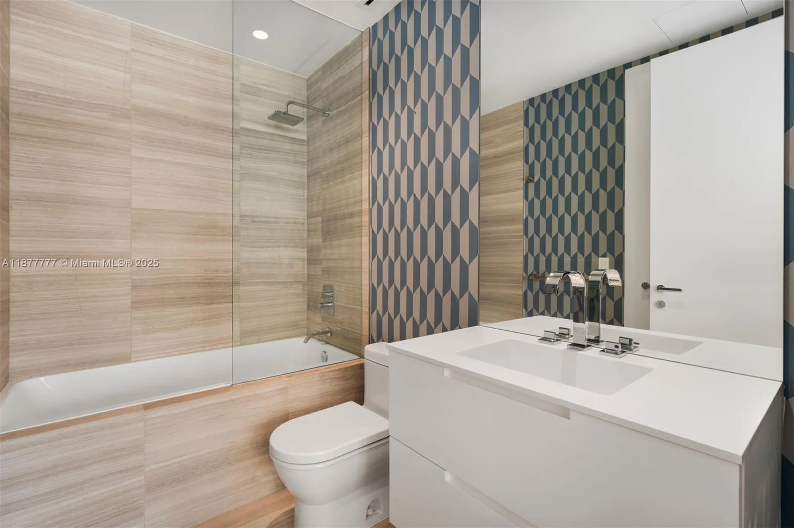 4701 N Meridian Ave 512, Miami Beach, Florida 3314, Miami Beach, Florida 33140, 4 Bedrooms Bedrooms, ,4 BathroomsBathrooms,Residential,For Sale,4701 N Meridian Ave 512, Miami Beach, Florida 3314,A11877777