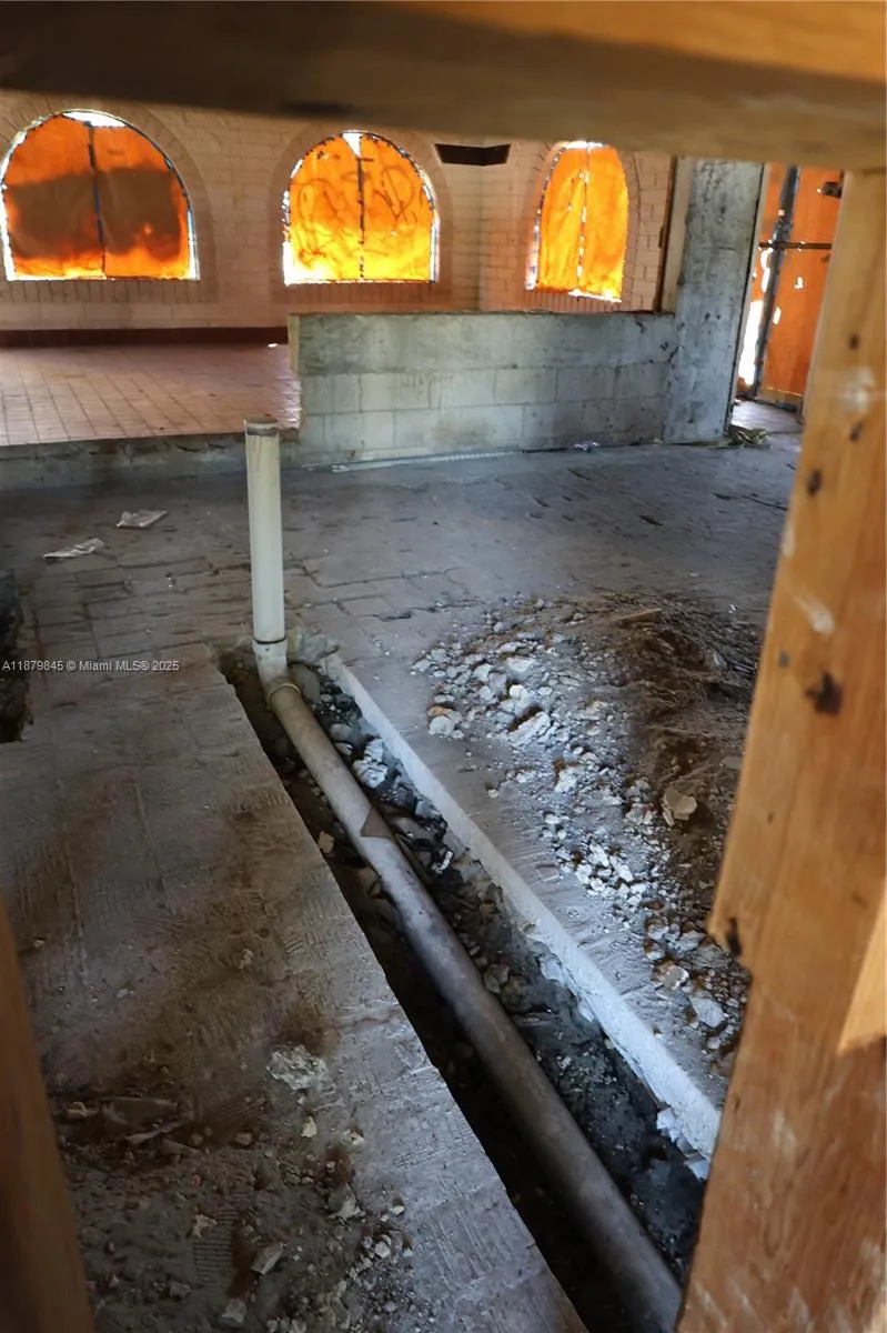 14100 W Dixie Hwy, North Miami, Florida 33161, North Miami, Florida 33161, ,Commercial Lease,For Rent,14100 W Dixie Hwy, North Miami, Florida 33161,A11879845