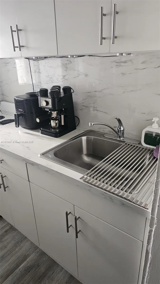 315 Navarre Ave, Coral Gables, Florida 33134, Coral Gables, Florida 33134, ,Commercial Sale,For Sale,315 Navarre Ave, Coral Gables, Florida 33134,A11879907