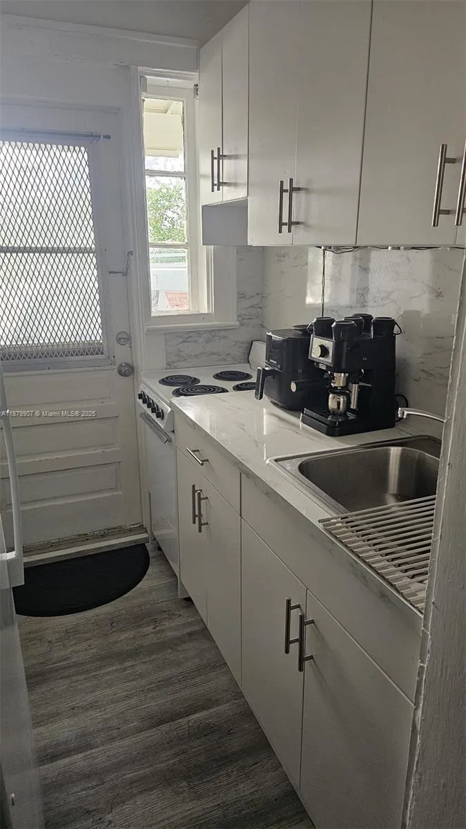 315 Navarre Ave, Coral Gables, Florida 33134, Coral Gables, Florida 33134, ,Commercial Sale,For Sale,315 Navarre Ave, Coral Gables, Florida 33134,A11879907