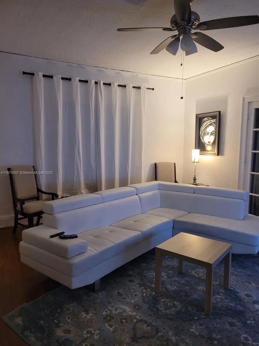 315 Navarre Ave, Coral Gables, Florida 33134, Coral Gables, Florida 33134, ,Commercial Sale,For Sale,315 Navarre Ave, Coral Gables, Florida 33134,A11879907