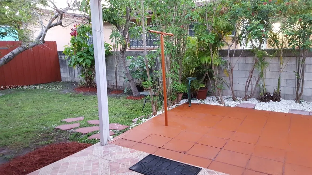 Miami, Florida 33135, Miami, Florida 33135, ,Residential Income,For Sale, Miami, Florida 33135,A11879356