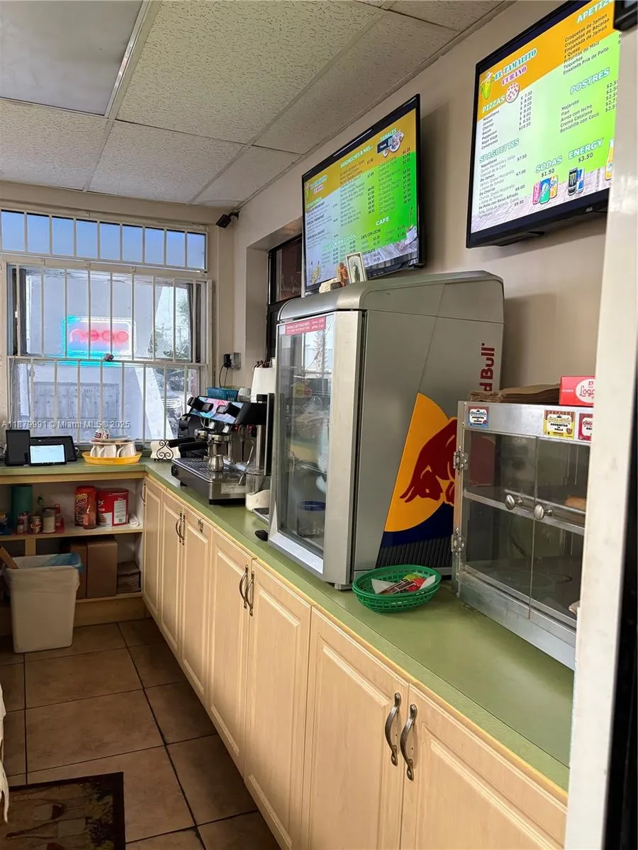 1095 W 29th St, Hialeah, Florida 33012, Hialeah, Florida 33012, ,Business Opportunity,For Sale,1095 W 29th St, Hialeah, Florida 33012,A11879991