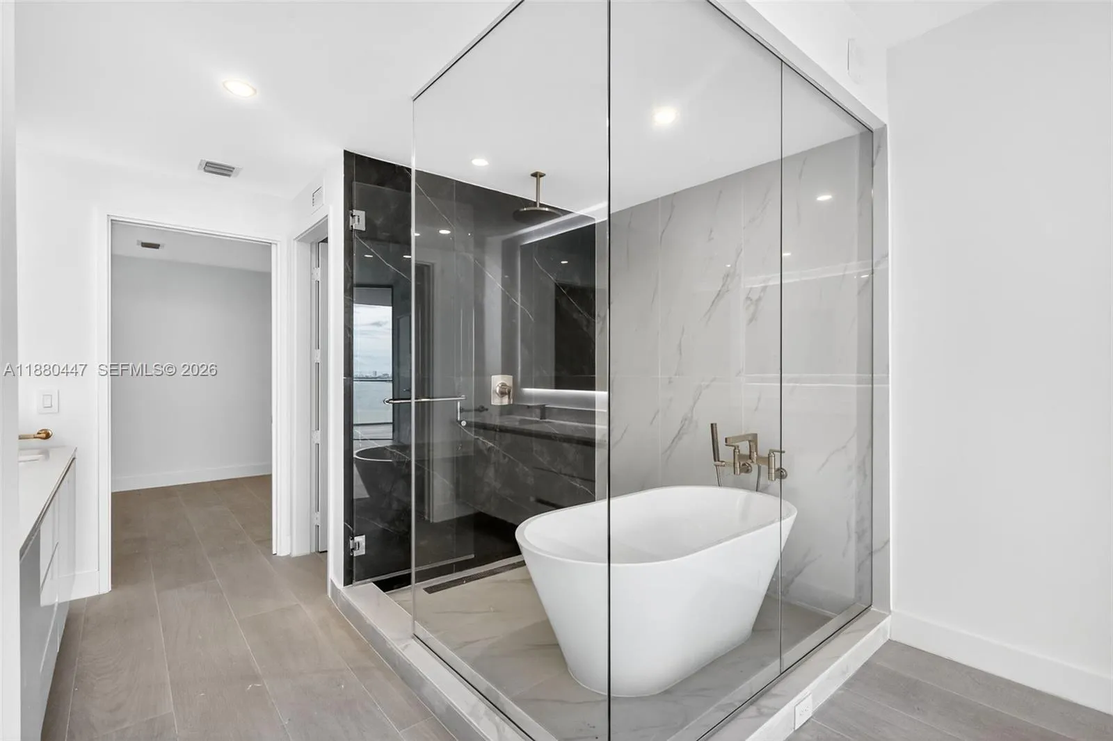 700 Ne 24th 3801, Miami, Florida 33137, Miami, Florida 33137, 4 Bedrooms Bedrooms, ,5 BathroomsBathrooms,Residential,For Sale,700 Ne 24th 3801, Miami, Florida 33137,A11880447