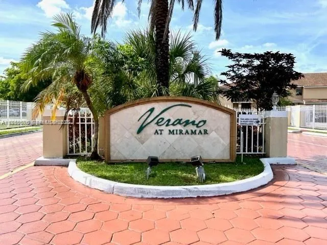 8043 Sw 21st Ct 8043, Miramar, Florida 33025, Miramar, Florida 33025, 2 Bedrooms Bedrooms, ,2 BathroomsBathrooms,Residential,For Sale,8043 Sw 21st Ct 8043, Miramar, Florida 33025,A11880580