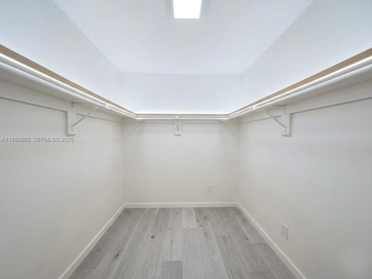 Miami, Florida 33143, 2 Bedrooms Bedrooms, ,2 BathroomsBathrooms,Residential,For Sale,A11880660