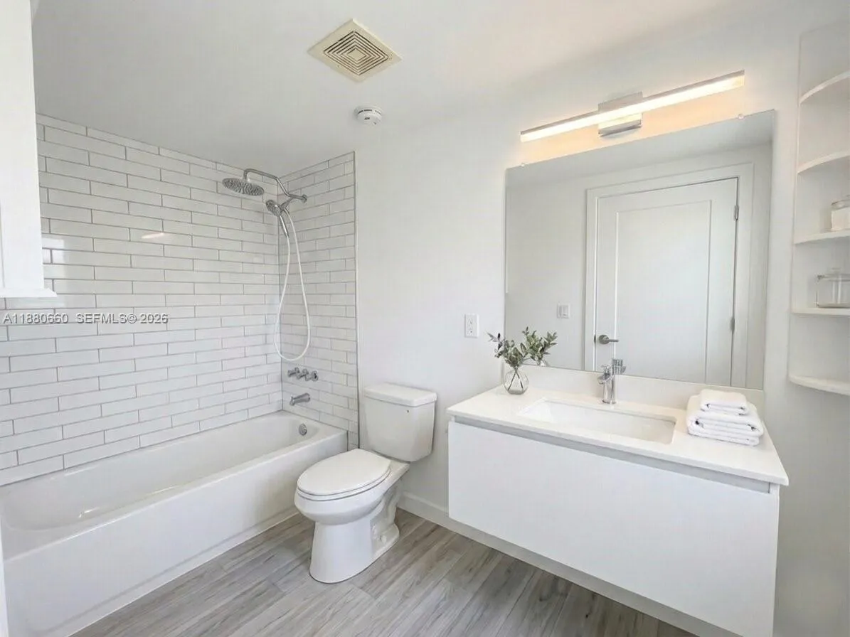 Miami, Florida 33143, 2 Bedrooms Bedrooms, ,2 BathroomsBathrooms,Residential,For Sale,A11880660